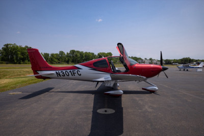 2023 Cirrus SR22 G6 GTS: 