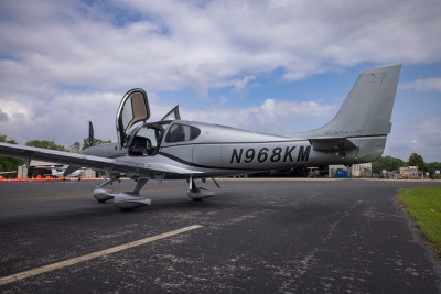 2016 Cirrus SR22 GTS: 