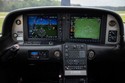 2016 Cirrus SR22 GTS: 