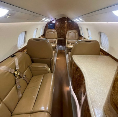 2008 Bombardier Learjet 60XR: 