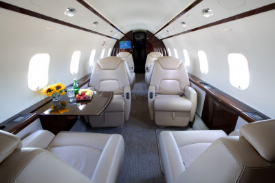 2009 Bombardier Challenger 300: 