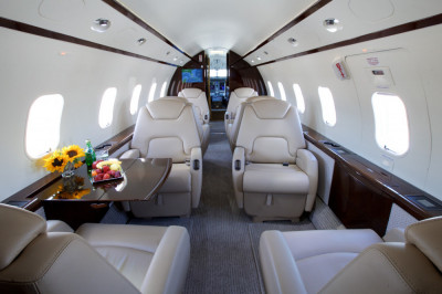 2009 Bombardier Challenger 300: 