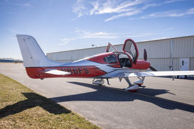 2019 Cirrus SR22T: 