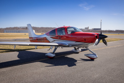 2019 Cirrus SR22T: 