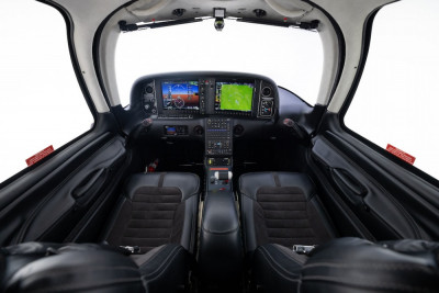 2019 Cirrus SR22T: 