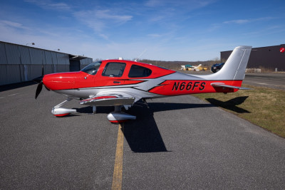 2019 Cirrus SR22T: 