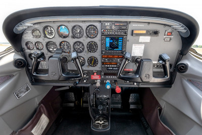 1998 Cessna 182S Skylane: 