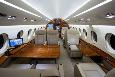 2017 Dassault Falcon 2000LXS: 