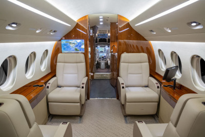 2017 Dassault Falcon 2000LXS: 