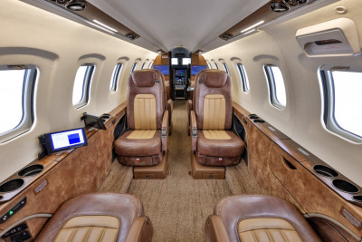 2015 Bombardier Learjet 75: 