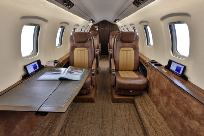 2015 Bombardier Learjet 75: 