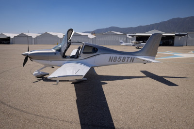 2019 Cirrus SR22T G6 GTS: 