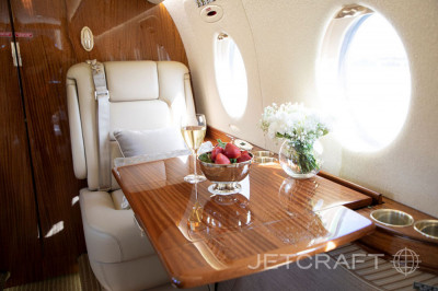 2010 Gulfstream G150: 