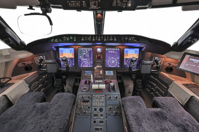 2011 Bombardier Challenger 605: 