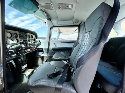 1985 Cessna 172: 