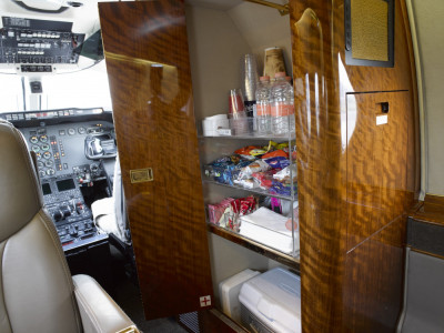 2005 Hawker 400XP: 