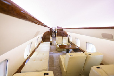 2010 Bombardier Global 5000: 