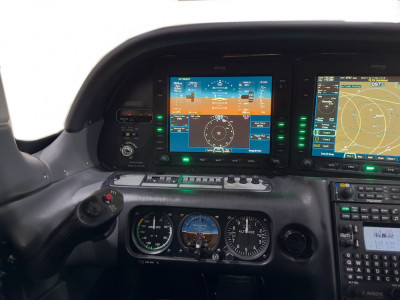 2007 Cirrus SR22 G3: 