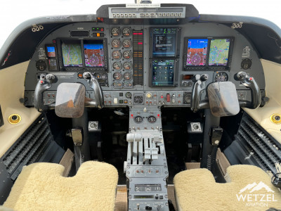 2000 Piaggio Avanti P-180: 