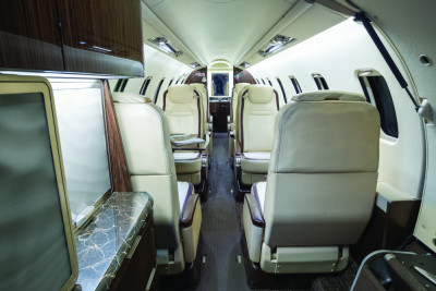 2016 Bombardier Learjet 75: 