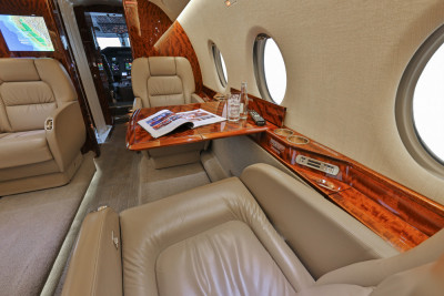 2004 Gulfstream G200: 