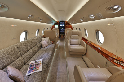 2004 Gulfstream G200: 