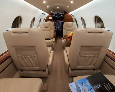 2006 Hawker 400XP: 