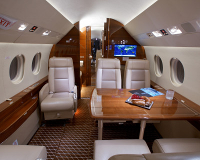 2012 Dassault Falcon 2000LX: 