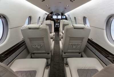 2008 Hawker 400XP: 