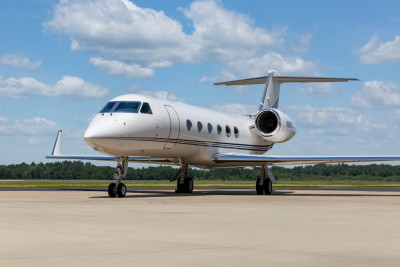 2010 Gulfstream G450: 