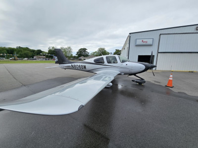 2015 Cirrus SR22 GTS: 