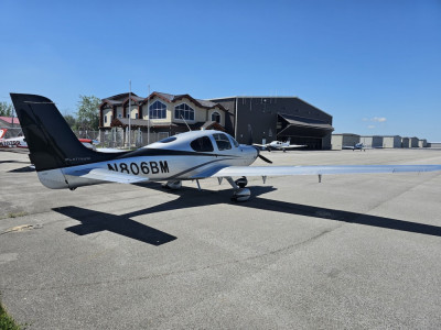 2015 Cirrus SR22 GTS: 