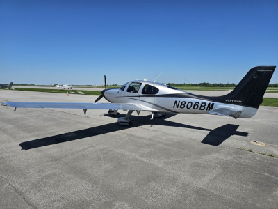 2015 Cirrus SR22 GTS: 