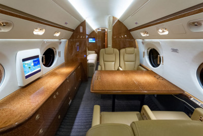 2009 Gulfstream G550: 