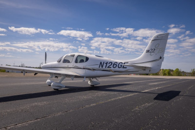 2006 Cirrus SR22 GTS: 