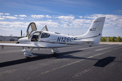 2006 Cirrus SR22 GTS: 