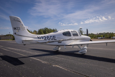 2006 Cirrus SR22 GTS: 