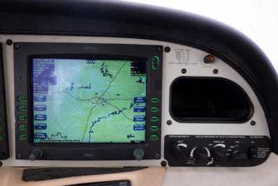 2006 Cirrus SR22 GTS: 