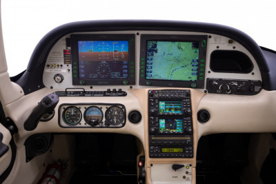 2006 Cirrus SR22 GTS: 