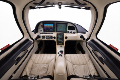 2006 Cirrus SR20 G2: 