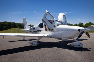 2006 Cirrus SR20 G2: 