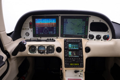 2006 Cirrus SR20 G2: 