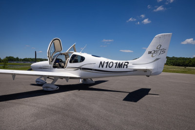 2006 Cirrus SR20 G2: 