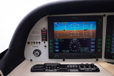 2006 Cirrus SR20 G2: 