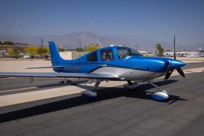 2016 Cirrus SR22 GTS: 