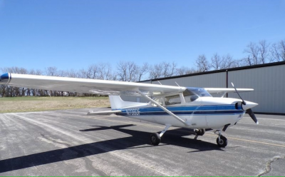 1977 Cessna 172N Skyhawk: 