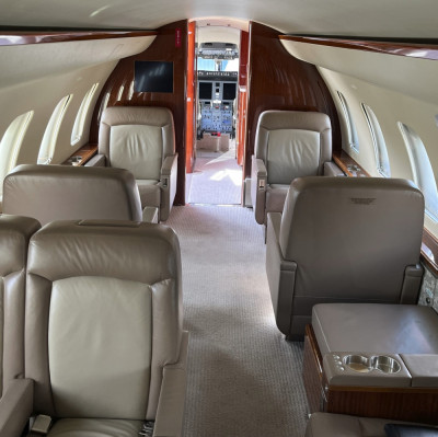 2008 Bombardier Challenger 605: 