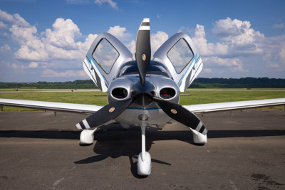 2012 Cirrus SR22T G3 GTS: 