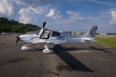 2012 Cirrus SR22T G3 GTS: 