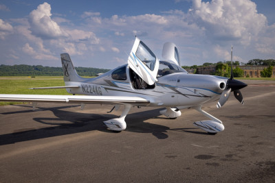 2012 Cirrus SR22T G3 GTS: 